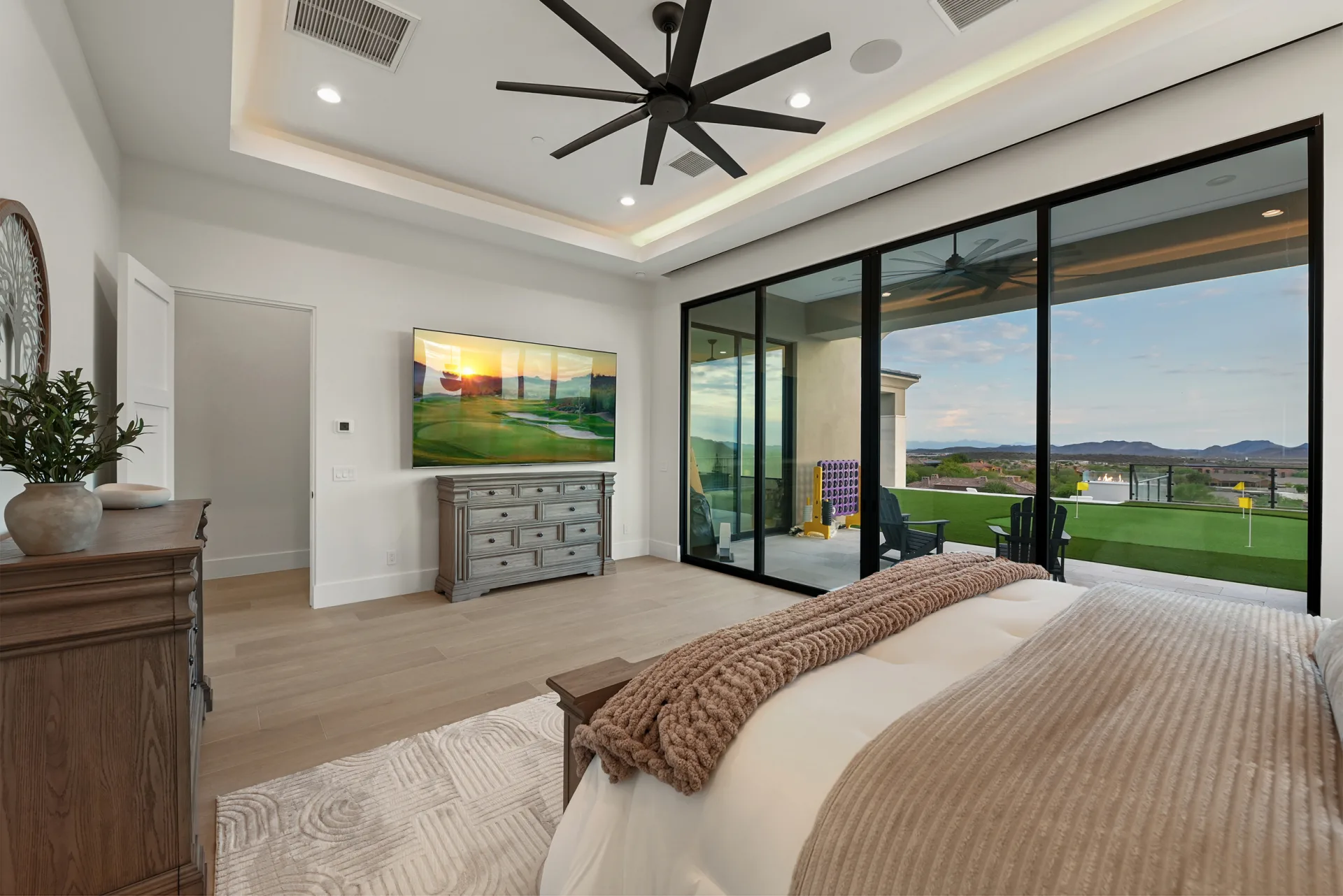 Praiano Way primary suite detail