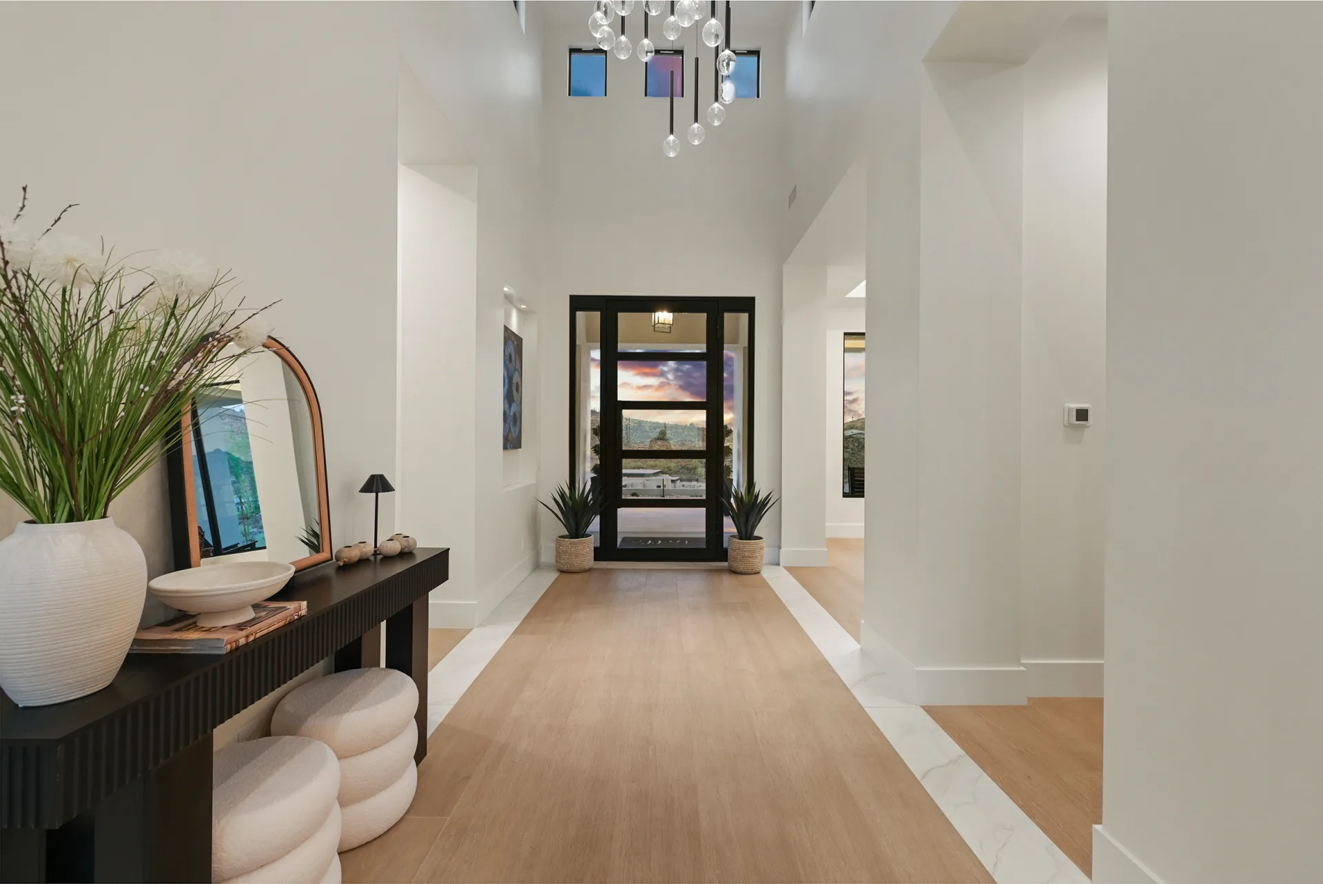 Praiano Way foyer