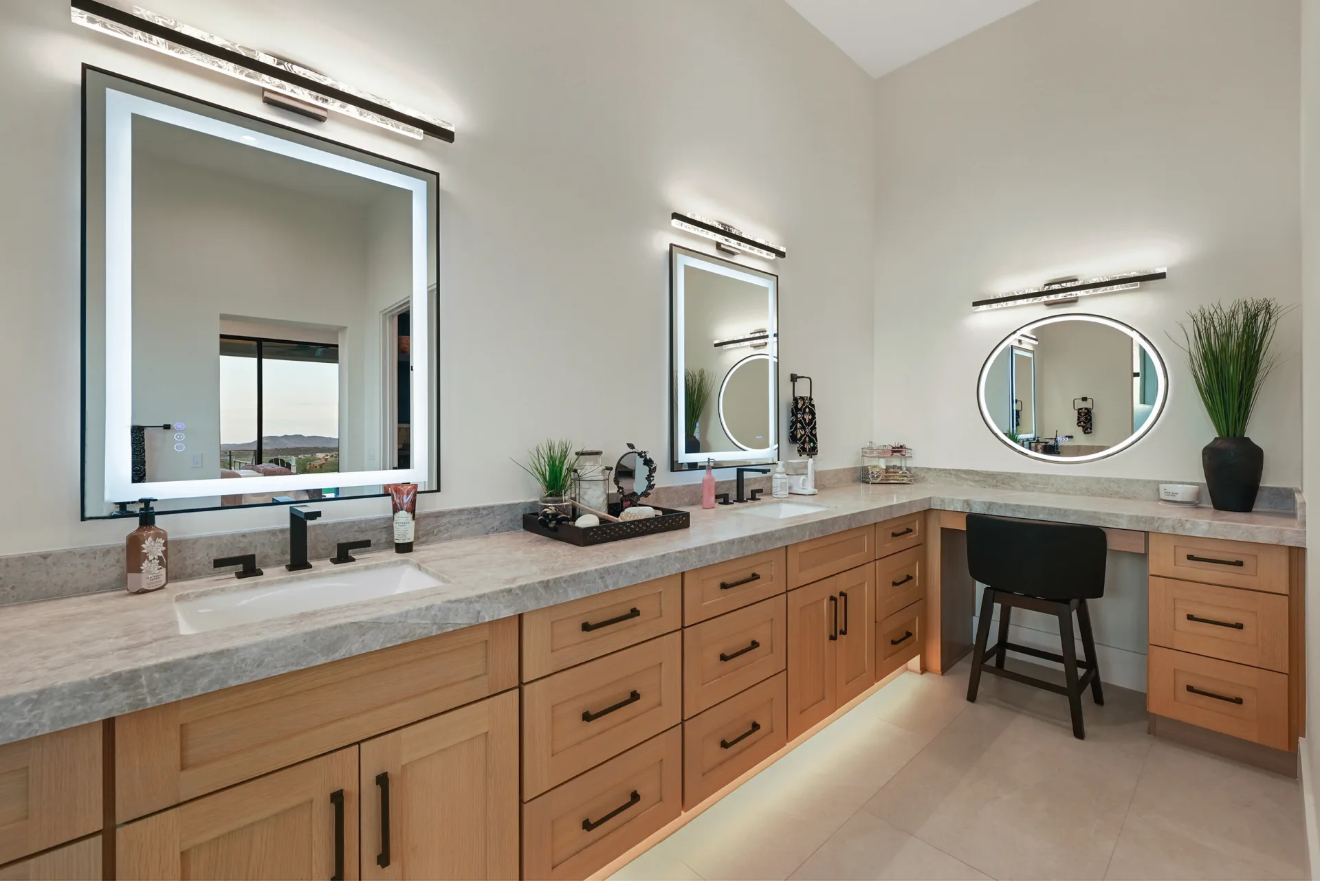 Praiano Way primary vanities